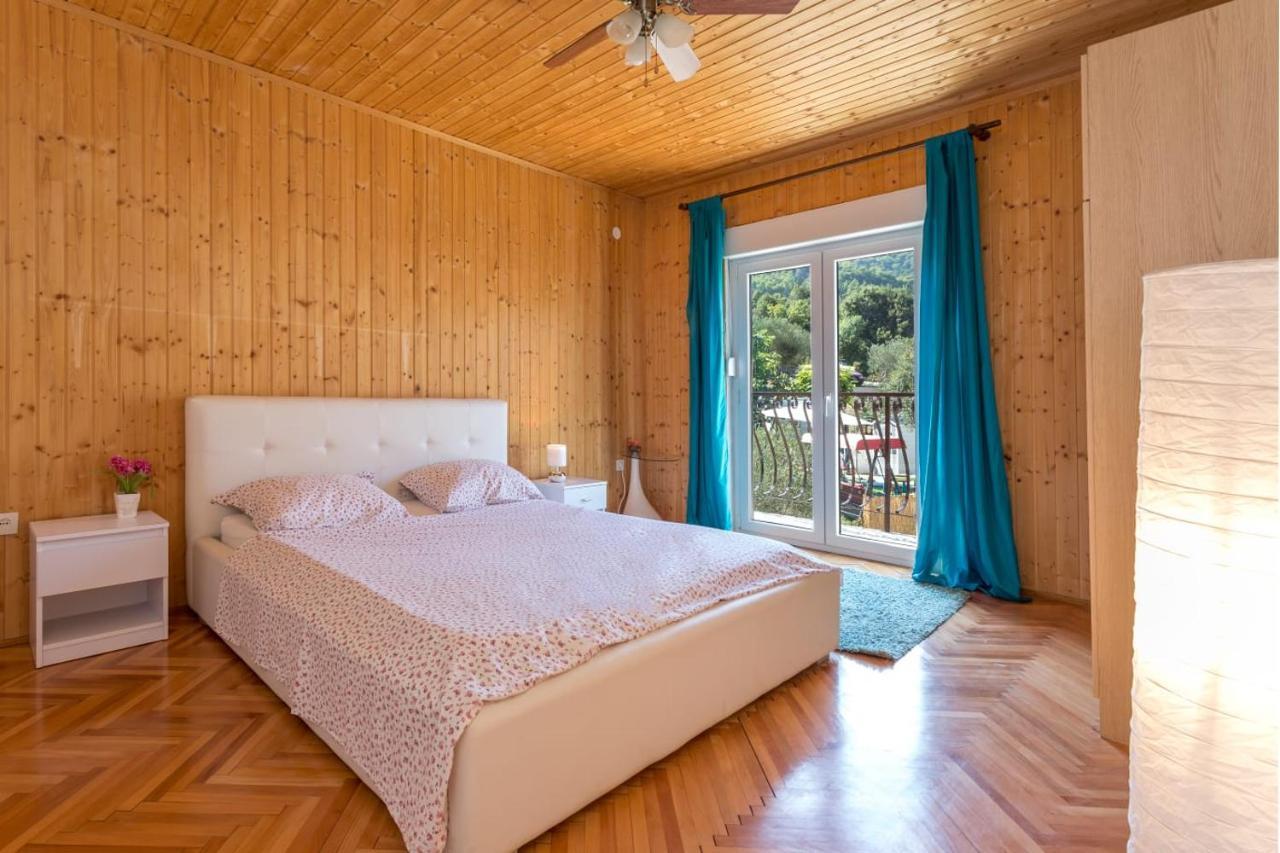 Vikendica Antonija Stari Grad (Hvar)